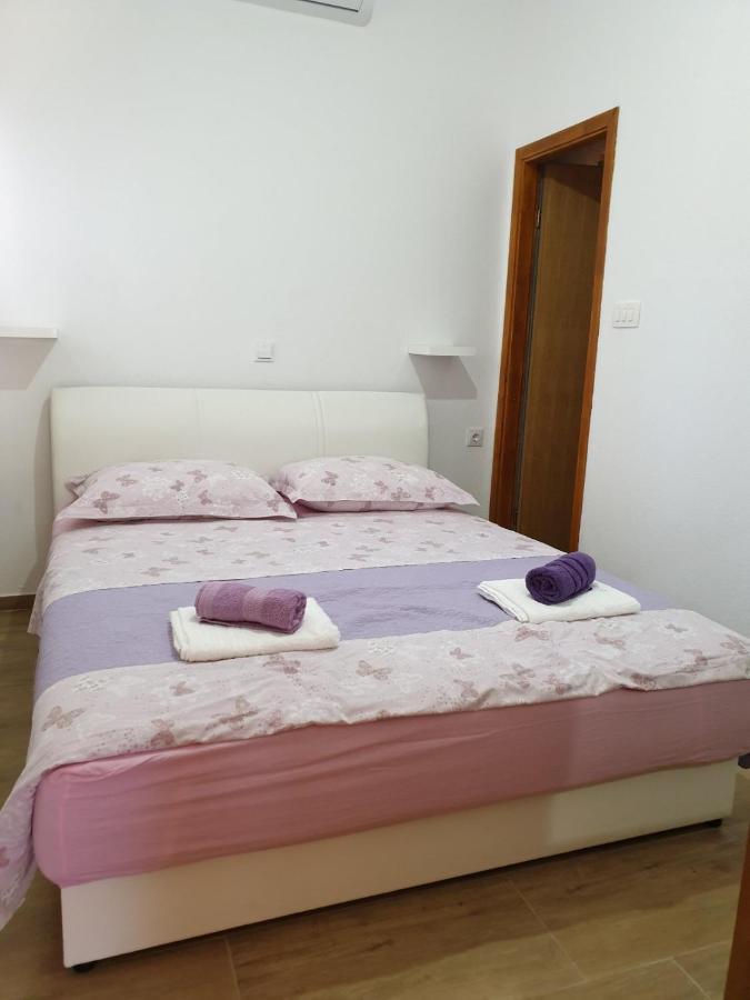 Ferienwohnung Vito Starigrad Paklenica Exterior foto